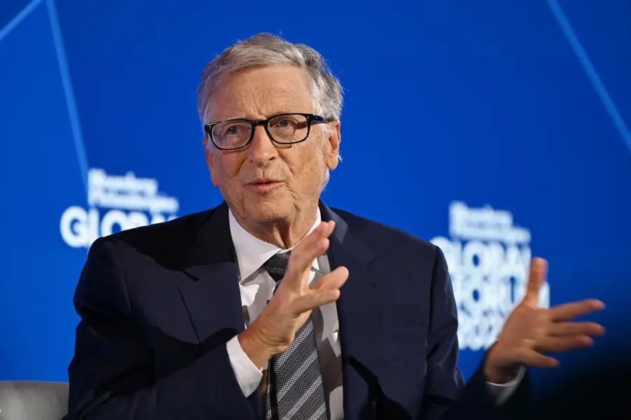 Bill Gates Warns Unchecked AI Could Trigger Catastrophe, Cause Up to 1 Billion Deaths